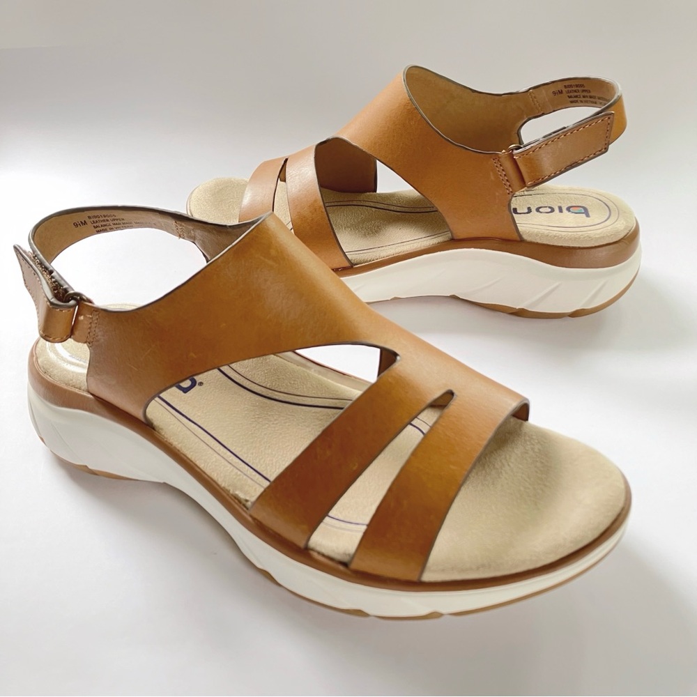 *New* BIONICA AKELA SANDAL TAN, Sz 41 / 9.5 $82 Sporty Cushioned Slingback